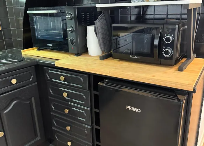 Climatise A 200m De La *